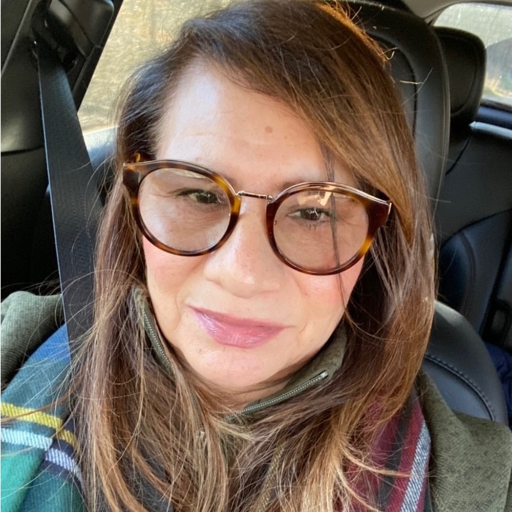 Meet your Posher, Charrisa